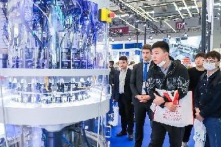 深圳工业展专精特新唱主角 智能技术大幅提高采购效率