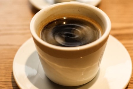 他们在后备箱卖咖啡 佛系生意也内卷