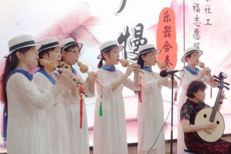 特斯拉湖州公益助老 开启“特”有爱之旅