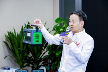 续航不限量？品胜公布外接电池户外电源
