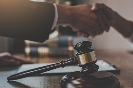 互联网大厂的“35岁陷阱”：欲望人性与灰色空间