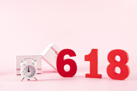 618“战火”全线开启 阿里辟谣裁员：招15000人|电商大事
