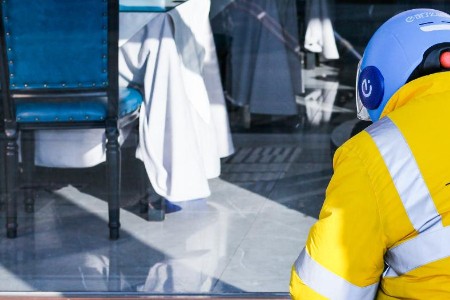 我在香港送外卖 一天净赚1000元