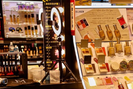 美ONE批量制造“李佳琦”