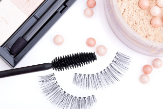 美妆行业最新动态：2023年中国精准护肤市场规模达616亿