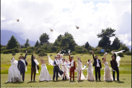 领跑西藏“目的地婚礼+旅拍”珠峰故里打开浪漫密码