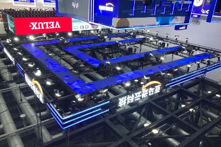 亚马逊部署超75万台机器人 要做自动化物流巨头