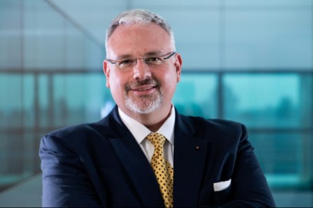 百年品牌进博会焕发新生机 新品全球首发亮相