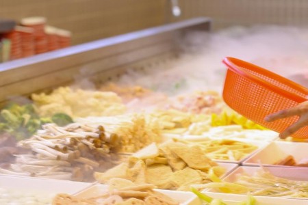 快餐卷王汪国玉：开店离南城香远一点