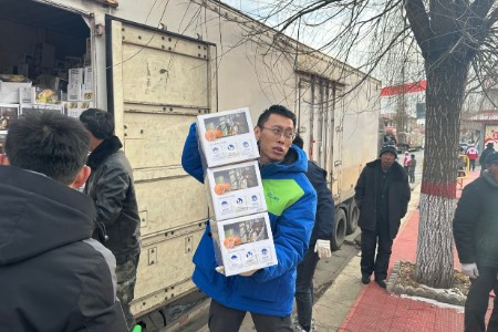 菜鸟应急物流全力驰援 多批救援物资星夜运抵灾区