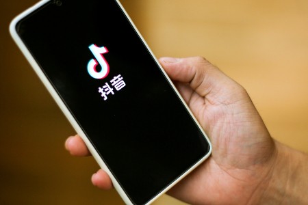 单月涨粉近400万 这个赛道重回抖音C位