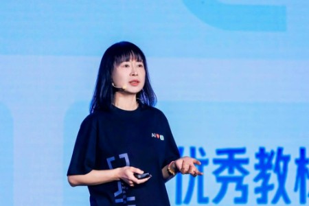 百度王颖：百度文库成“学习办公神器、兼职赚钱暗器” 让每个人都成为全能创作者