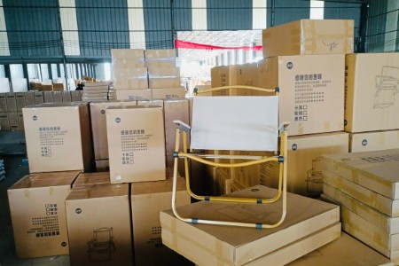 把露营椅卖给淘工厂上“爱放风”的年轻人 95后“厂二代”日销2万单