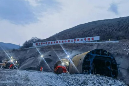 集物平台赋能中铁物贸沈阳分公司为两高速项目提供多品类物资保供