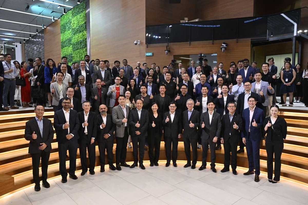 中创智领高管集体小幅减持对股价与投资者信心的影响分析