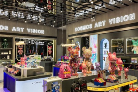 中国潮玩崛起：TOP TOY春节业绩同比增长超60% 全球化脚步加速