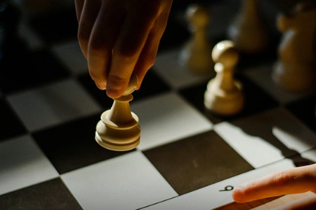 烧掉千亿休战，美团京东阿里谁得利？