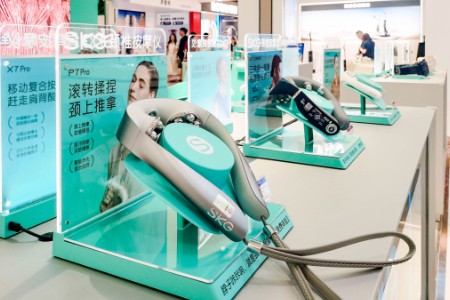 70后中专生逆袭  网红按摩仪如何“按”出10亿生意