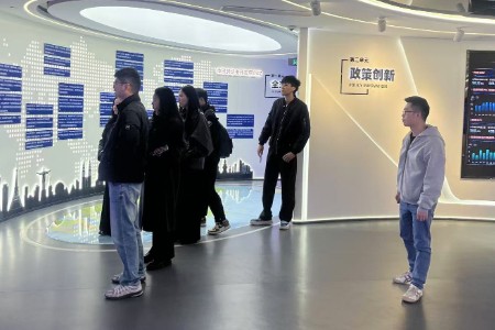 深岭科技来访全球跨境电商知识服务中心