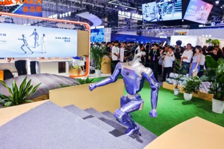 WRC 2026丨软硬全栈大脑泛化  星海图「生产力觉醒」主题展圆满收官！